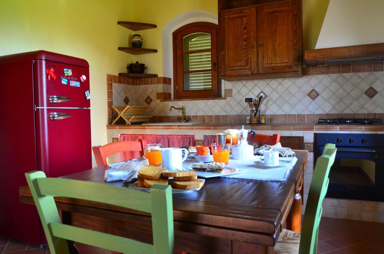 Agriturismo L'Impero Санта-Луче Екстер'єр фото